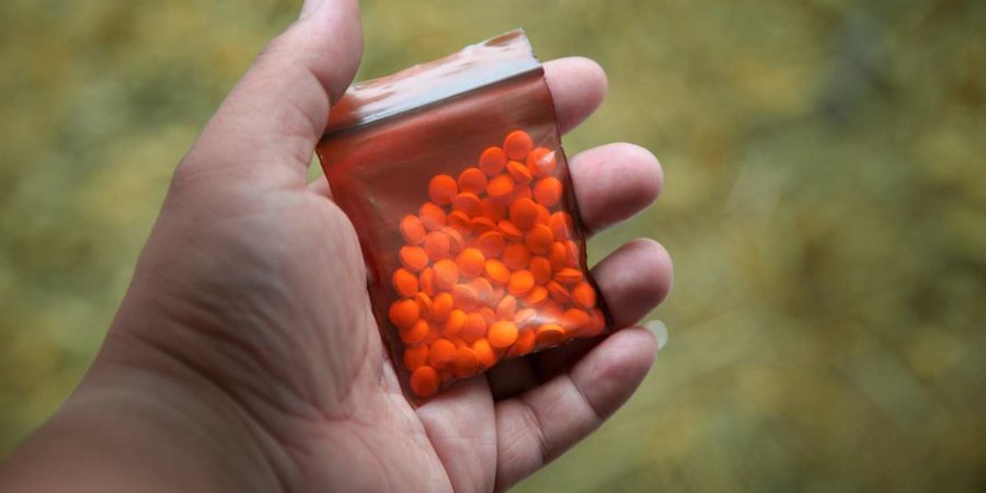 Amphetamines-Dependence-Naltrexone-implant